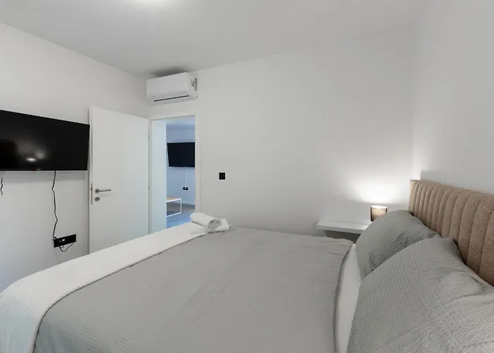 Sandra Appartement Vir